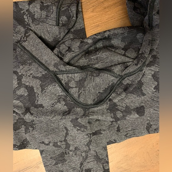 Gymshark adapt camo leggings - Picture 2 of 3